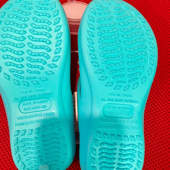 💐💐NWT - Toddler Girl Flip Flop Sandals - Picture 7 of 7